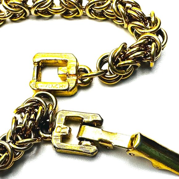 1980s Givenchy Gold Byzantine Chain Bracelet — Classic Designer Arm Candy — GUC - Picture 2 of 12